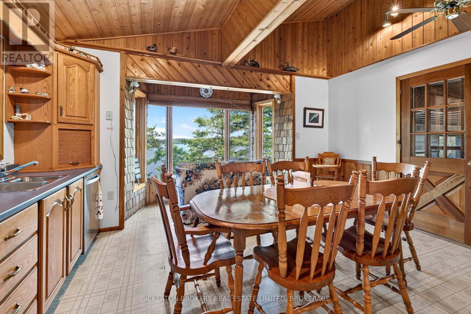 468 MOORHEAD LANE - 18