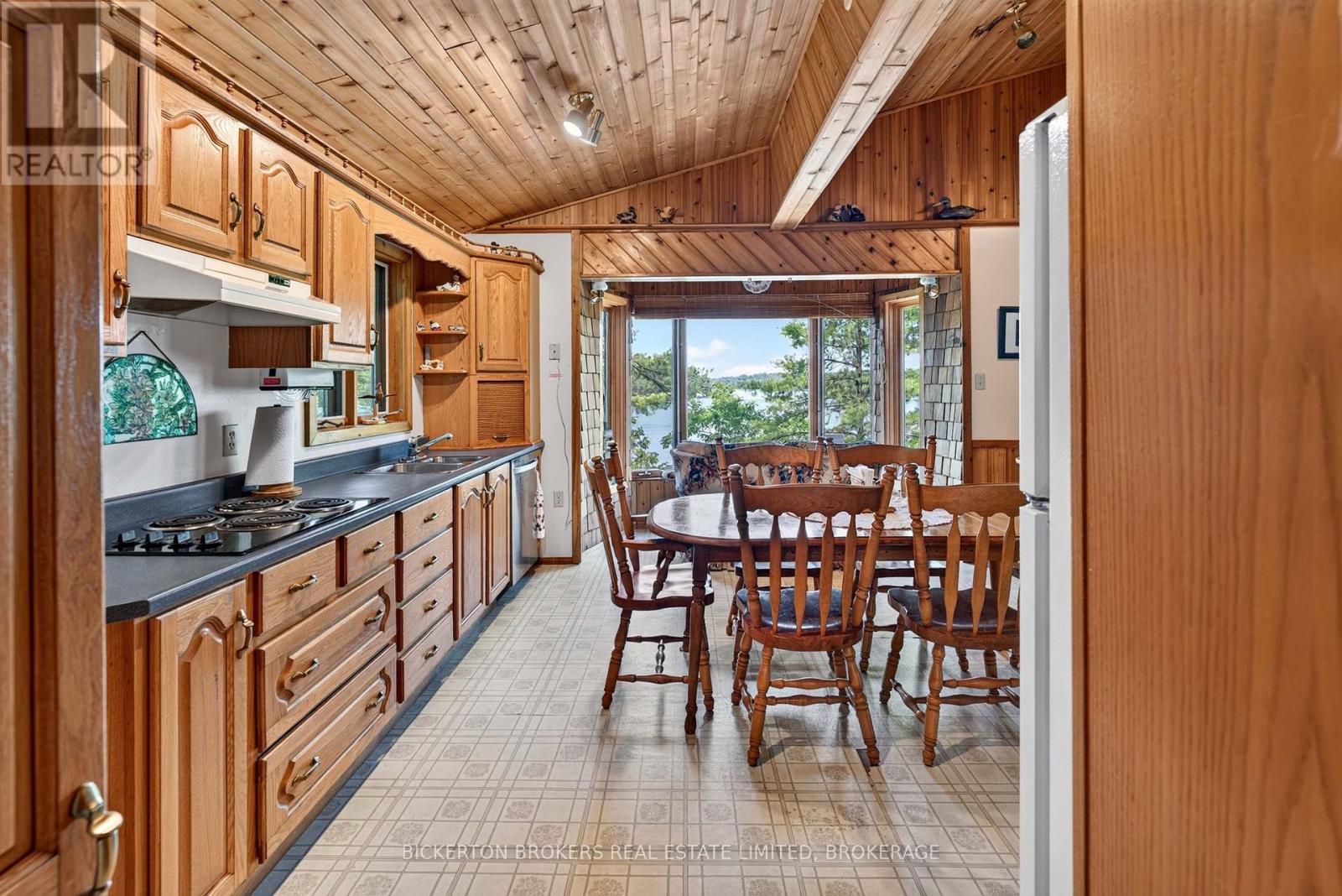 468 MOORHEAD LANE - 26