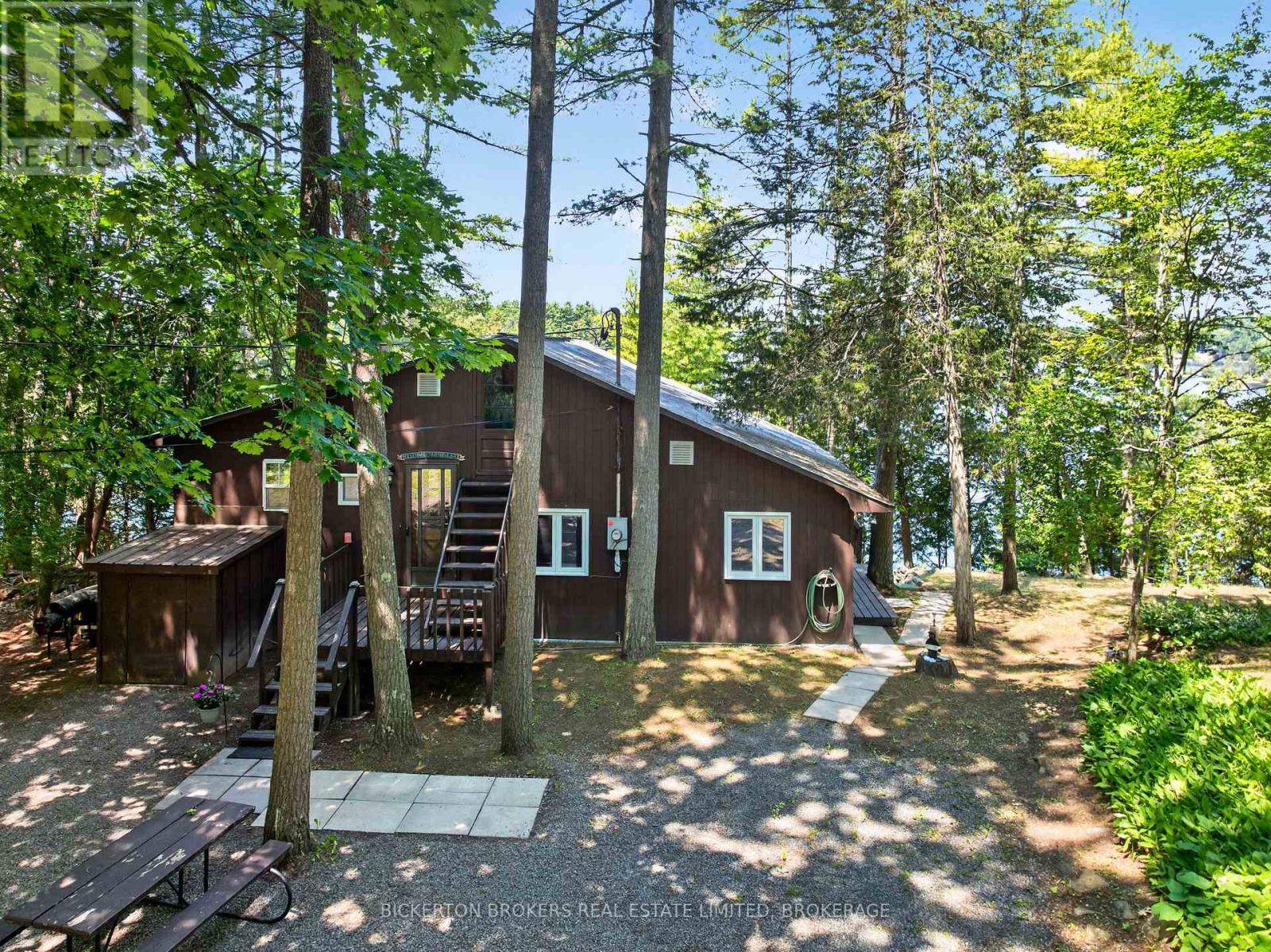 468 MOORHEAD LANE - 31