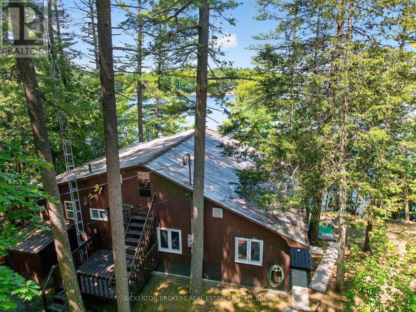 468 MOORHEAD LANE - 32
