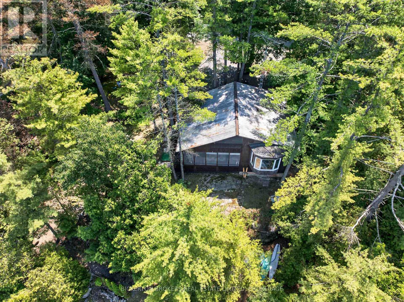 468 MOORHEAD LANE - 35