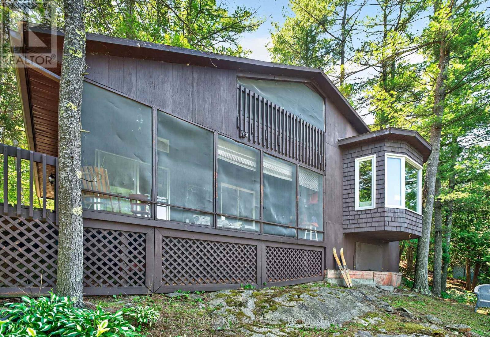 468 MOORHEAD LANE - 43