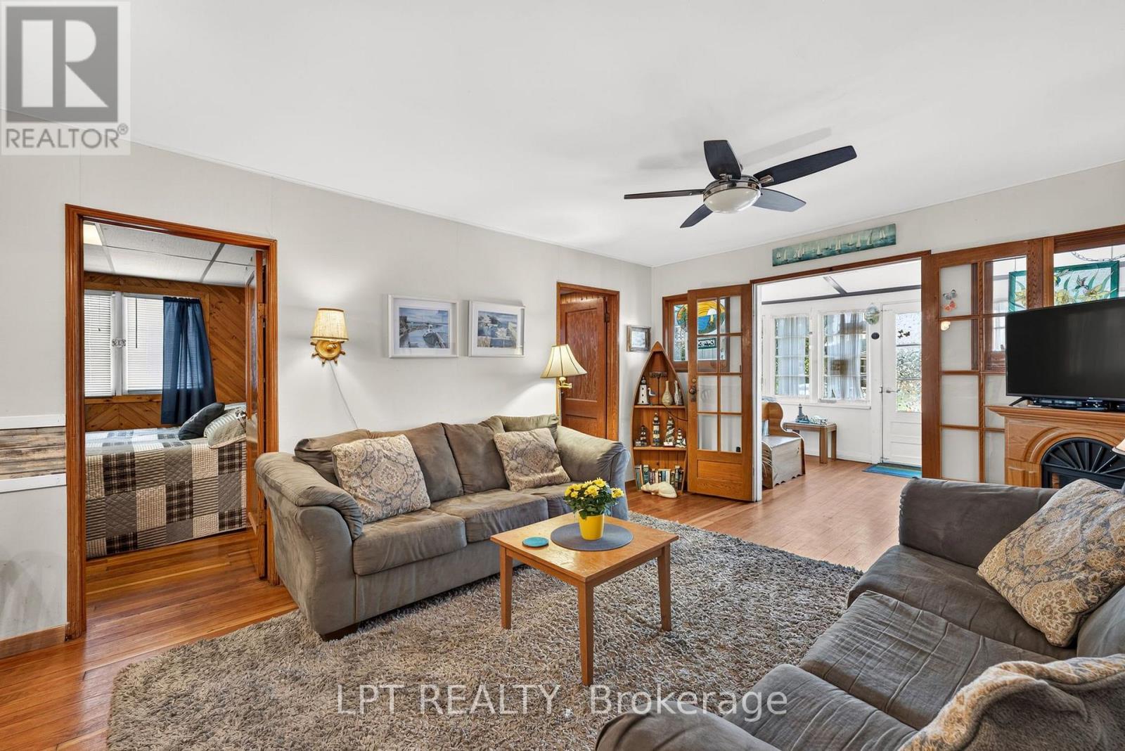 30 WOODWARD AVENUE - Image 13