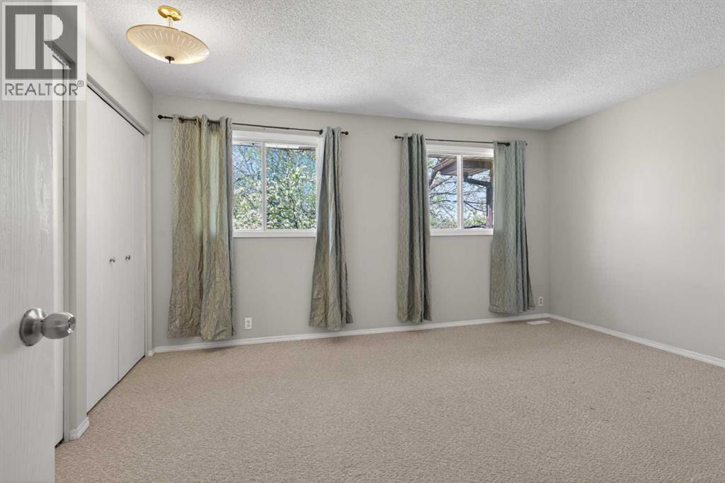 42 Berwick Rise NW - 18