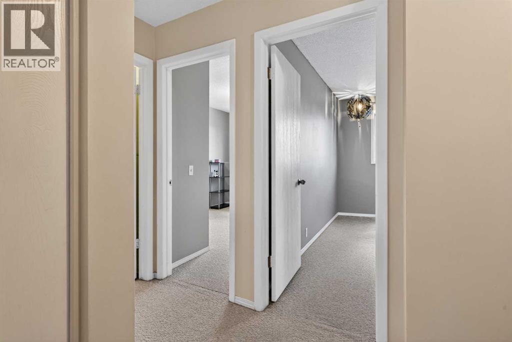 42 Berwick Rise NW - 22