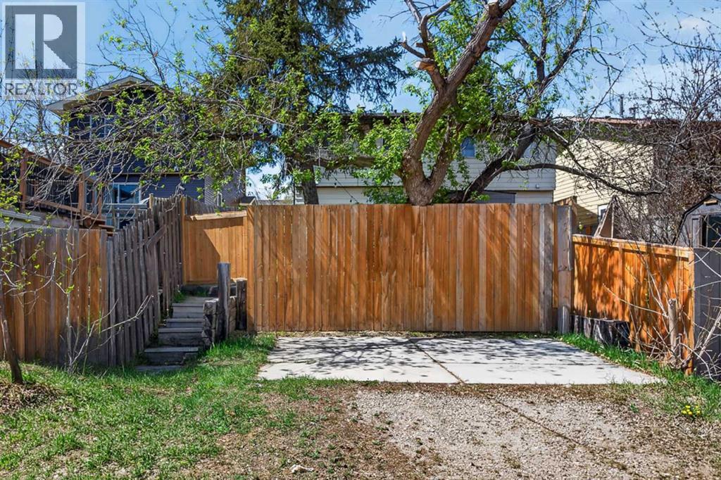 42 Berwick Rise NW - 35