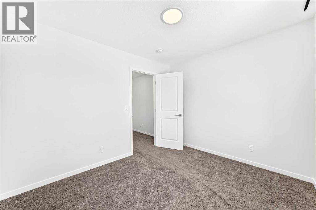 41 Corner Glen Row NE - 22