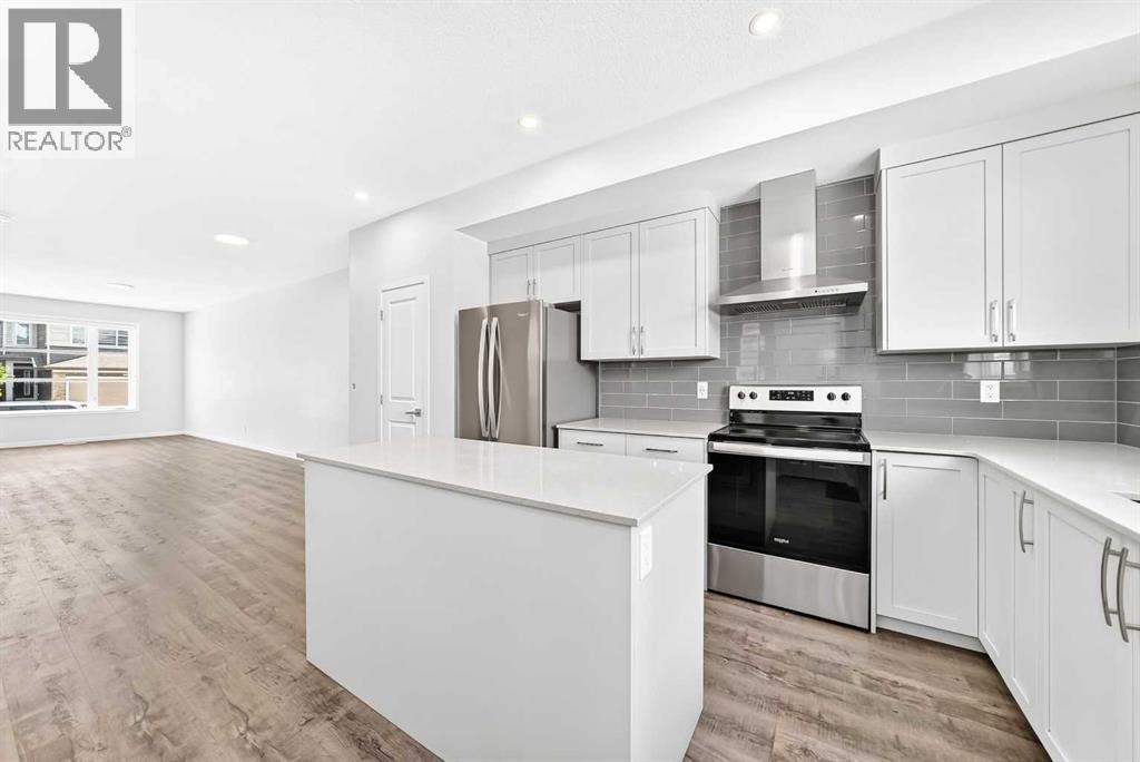 41 Corner Glen Row NE - 5