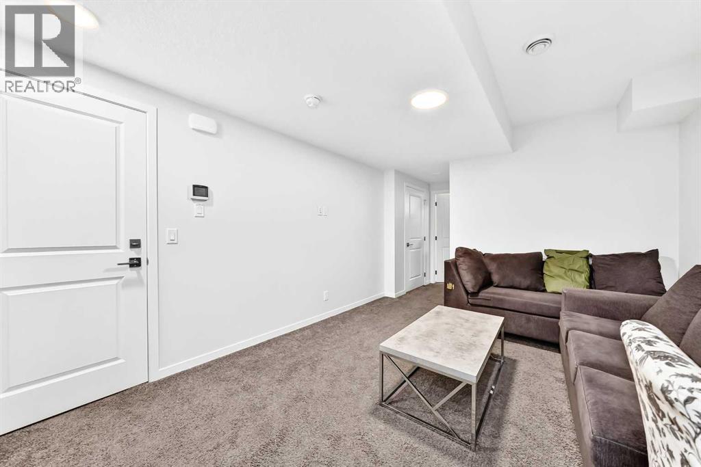 41 Corner Glen Row NE - 29