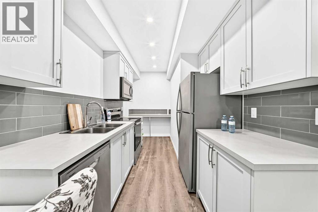 41 Corner Glen Row NE - 30