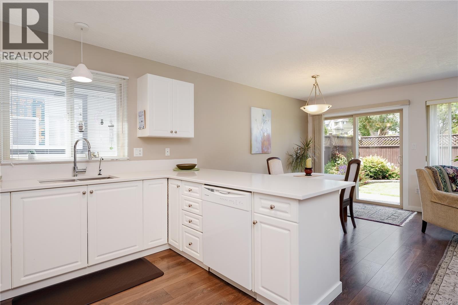 6654 Acreman Pl - 8