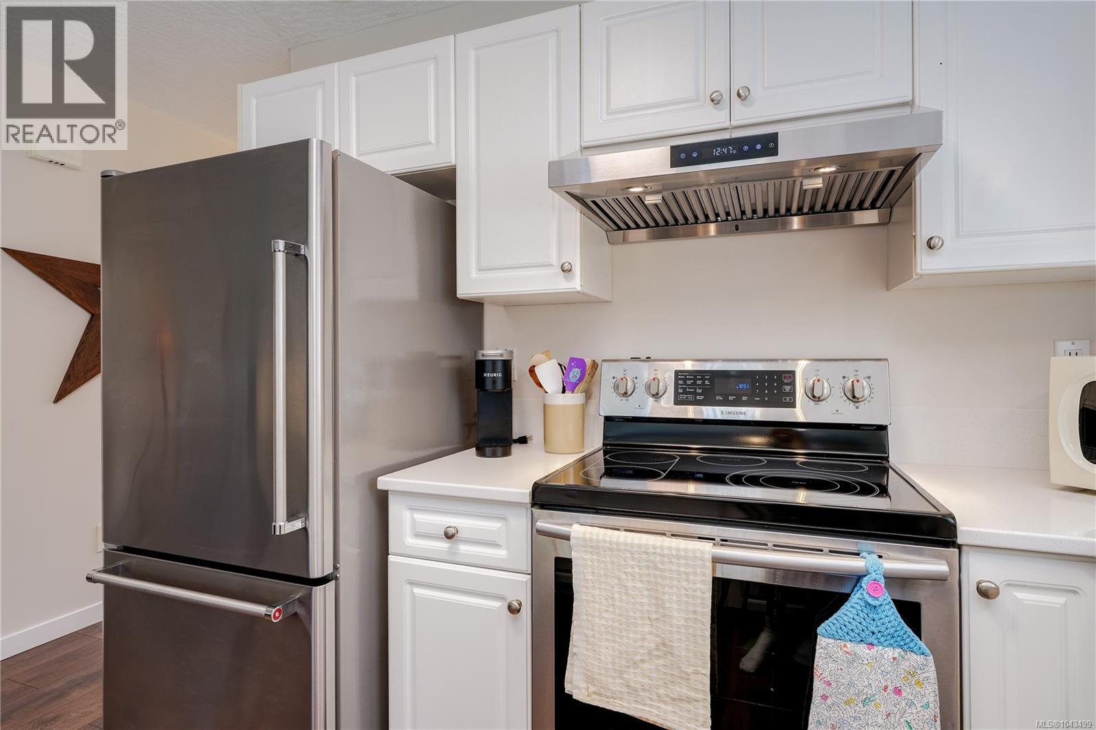 6654 Acreman Pl - 9