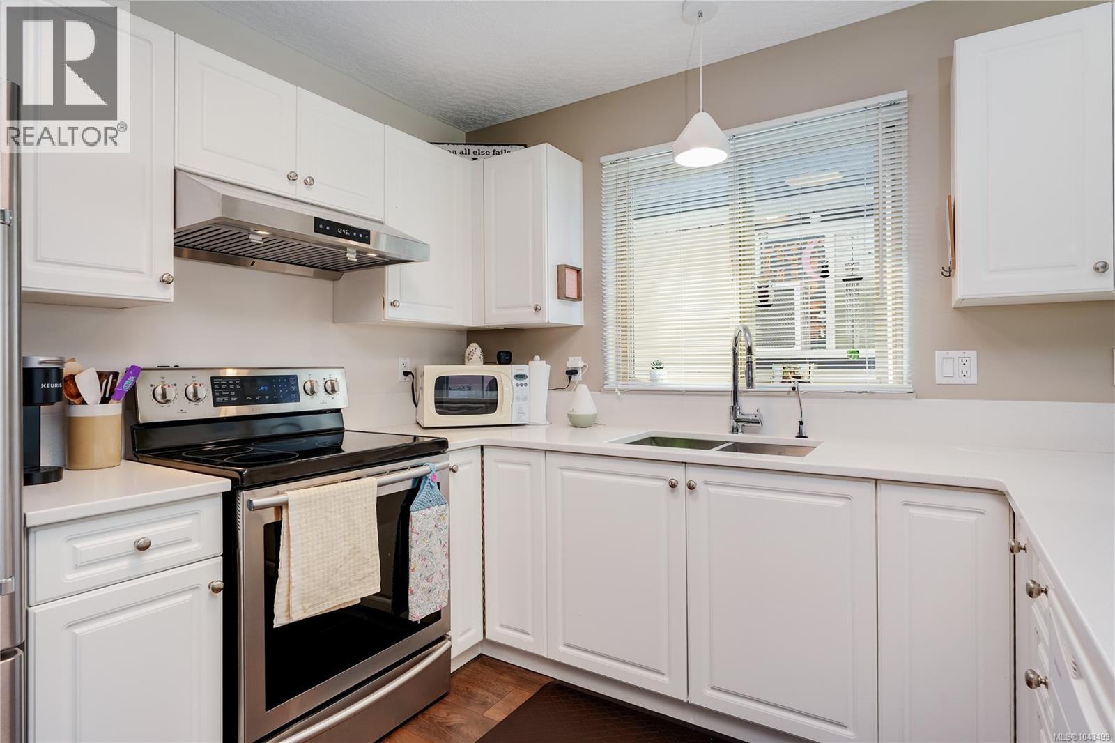 6654 Acreman Pl - 7