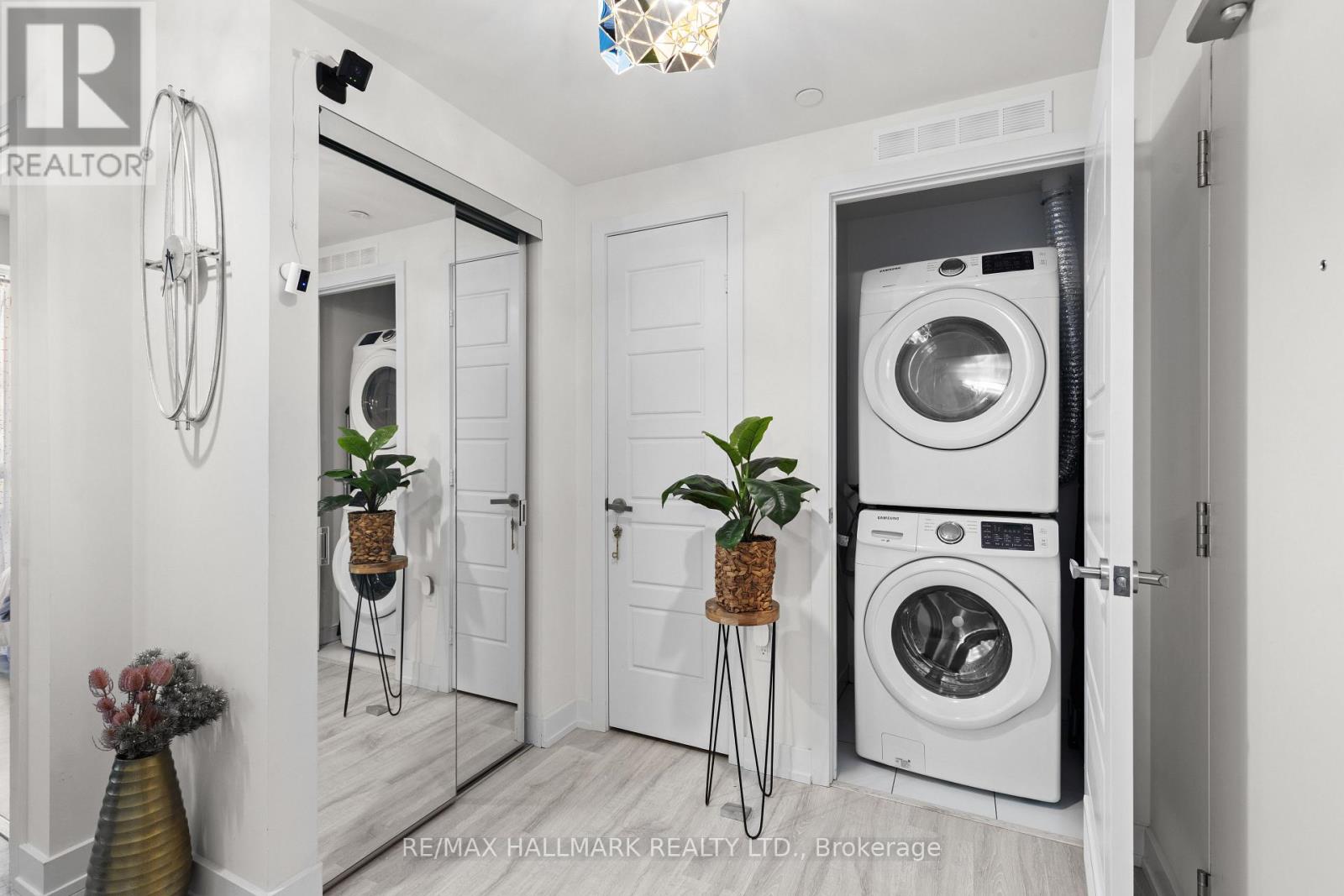 #225 375 SEA RAY AVENUE - Image 35