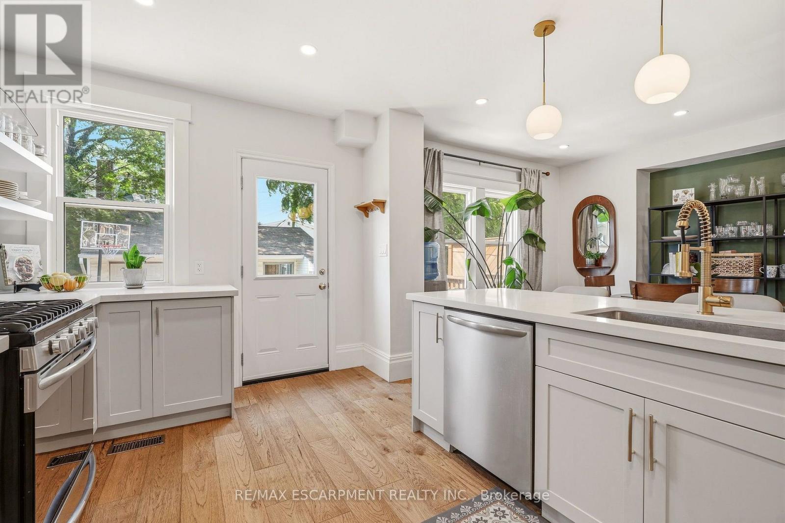 92 PROVINCE STREET - Image 19