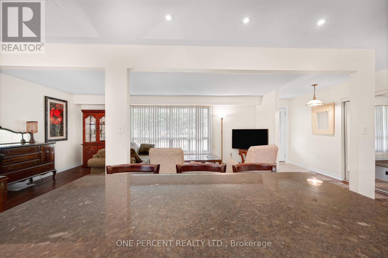 101 KENTLEY DRIVE - 17