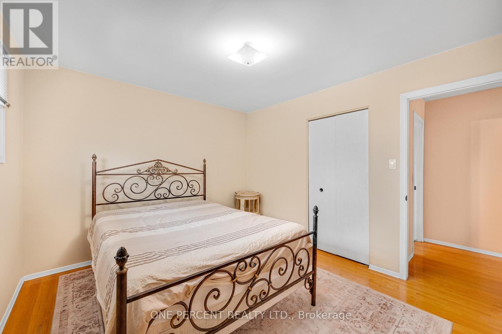 101 KENTLEY DRIVE - 26