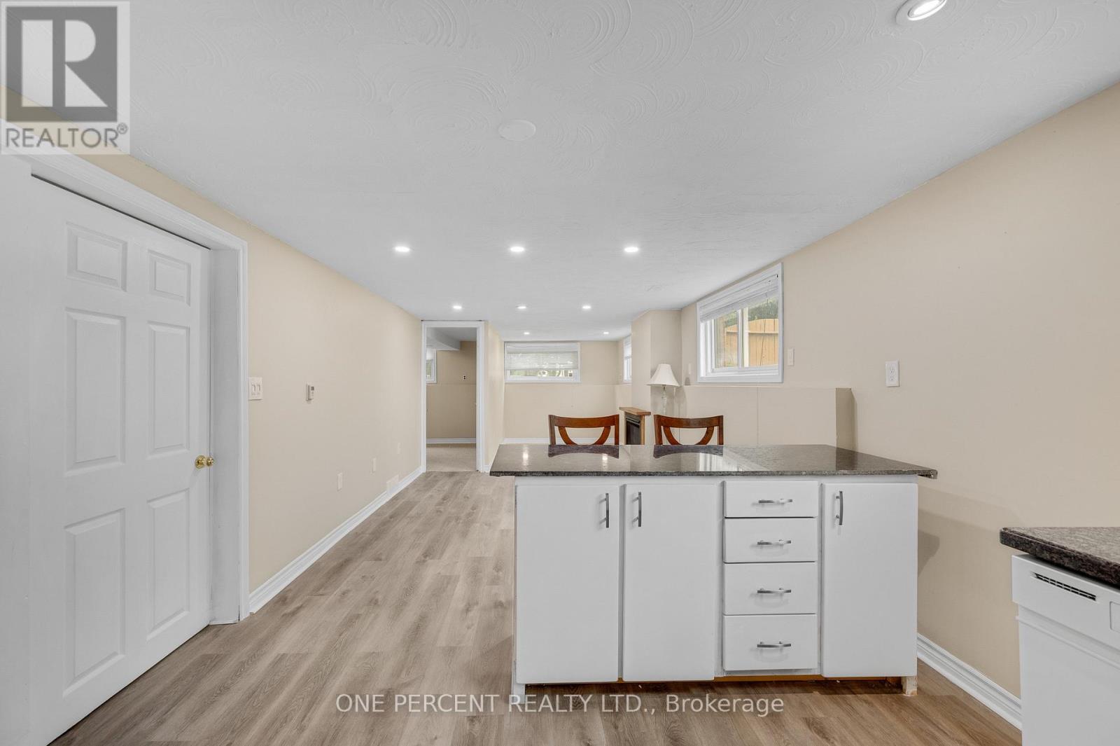 101 KENTLEY DRIVE - 30