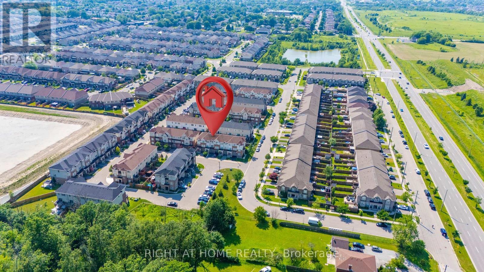 8 KENRIDGE TERRACE - 2