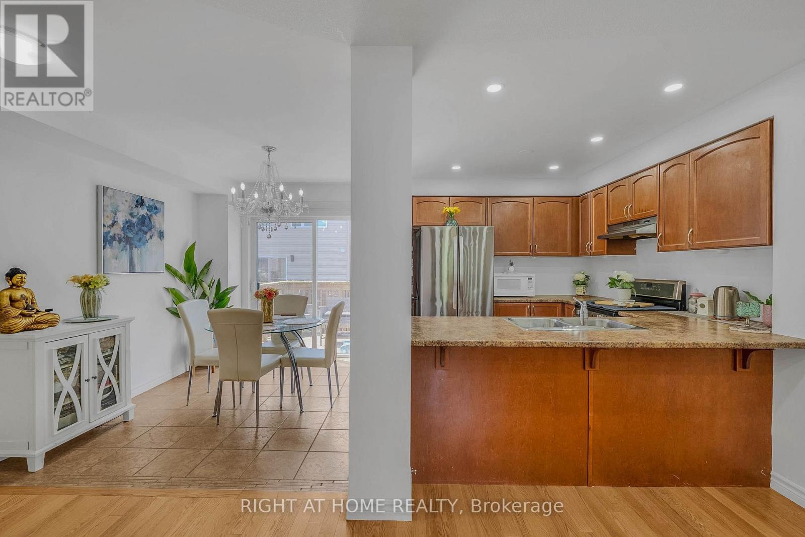 8 KENRIDGE TERRACE - Image 20