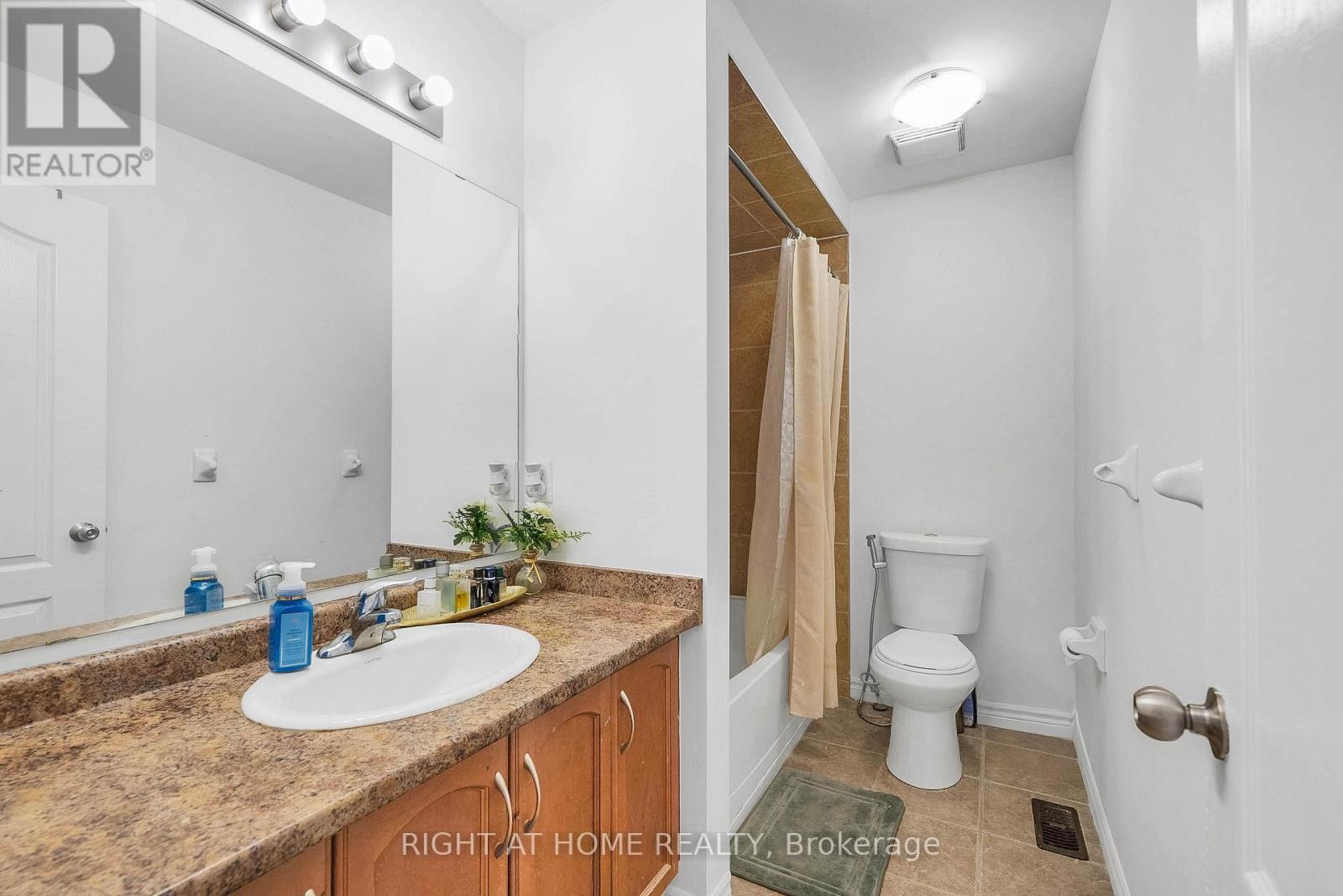 8 KENRIDGE TERRACE - Image 37