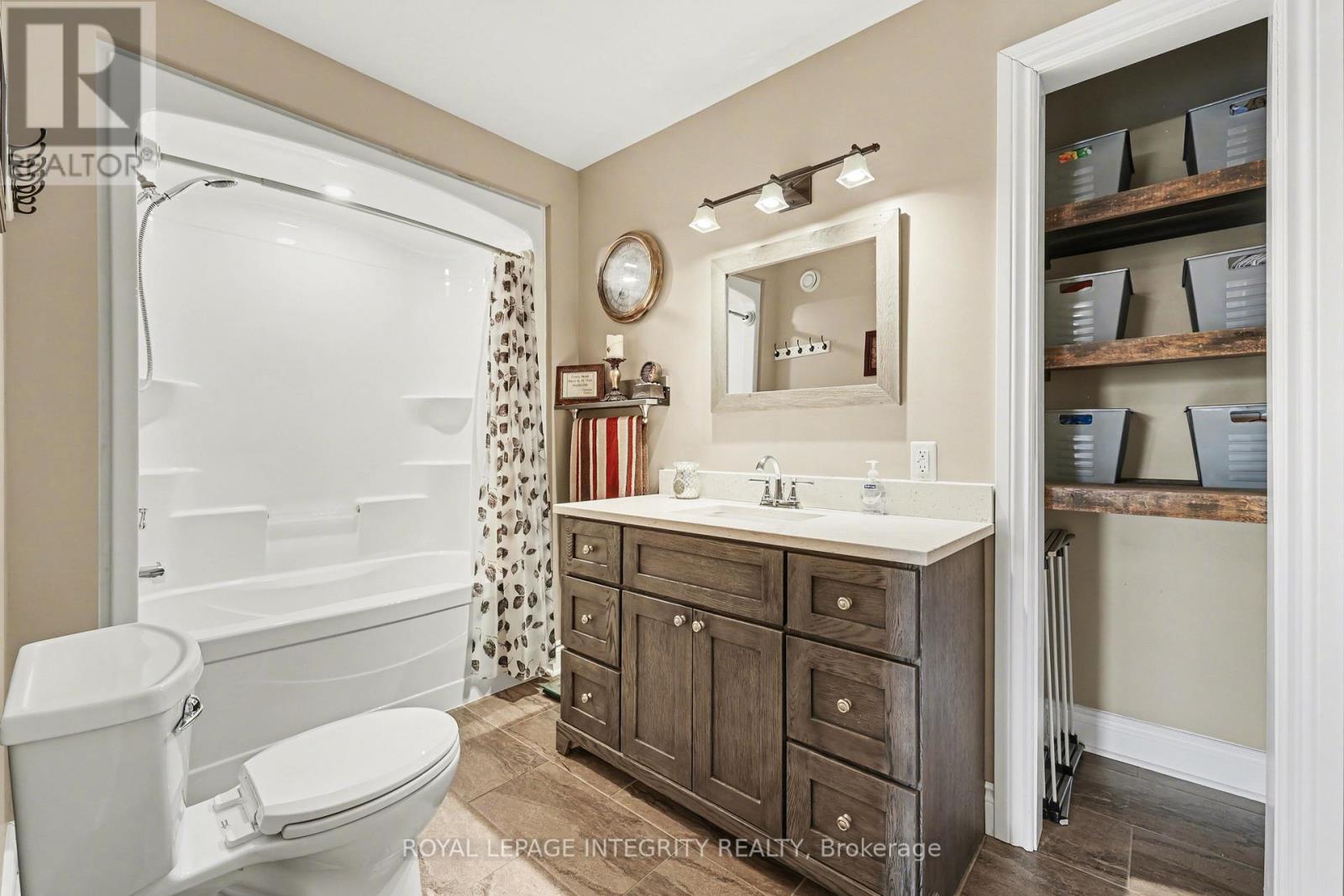165 BRISTOW DRIVE - 23