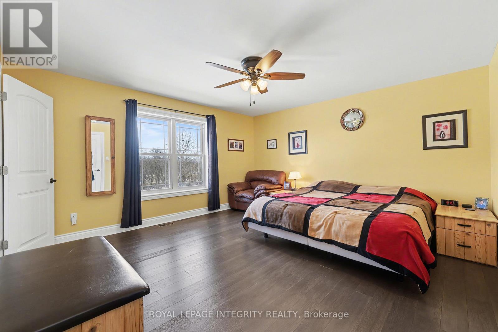 165 BRISTOW DRIVE - 22
