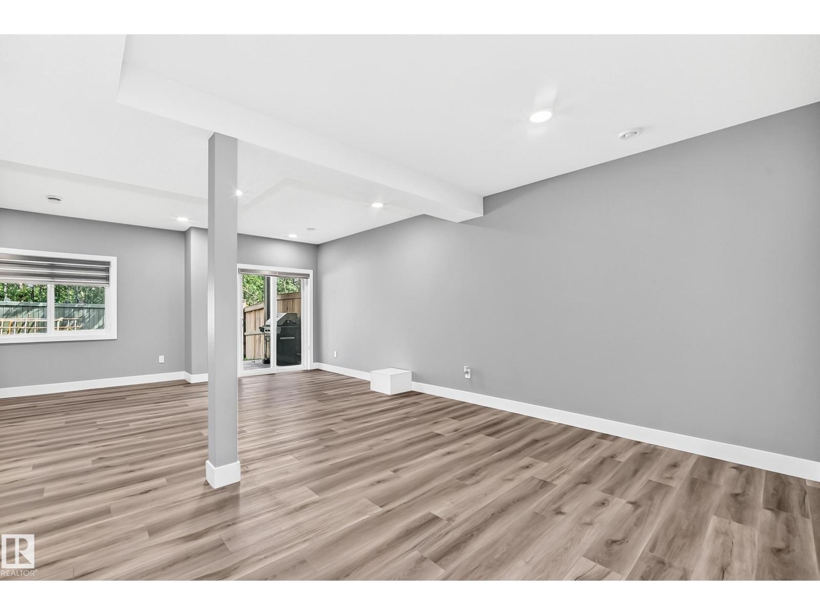 22270 99A AV NW - 54
