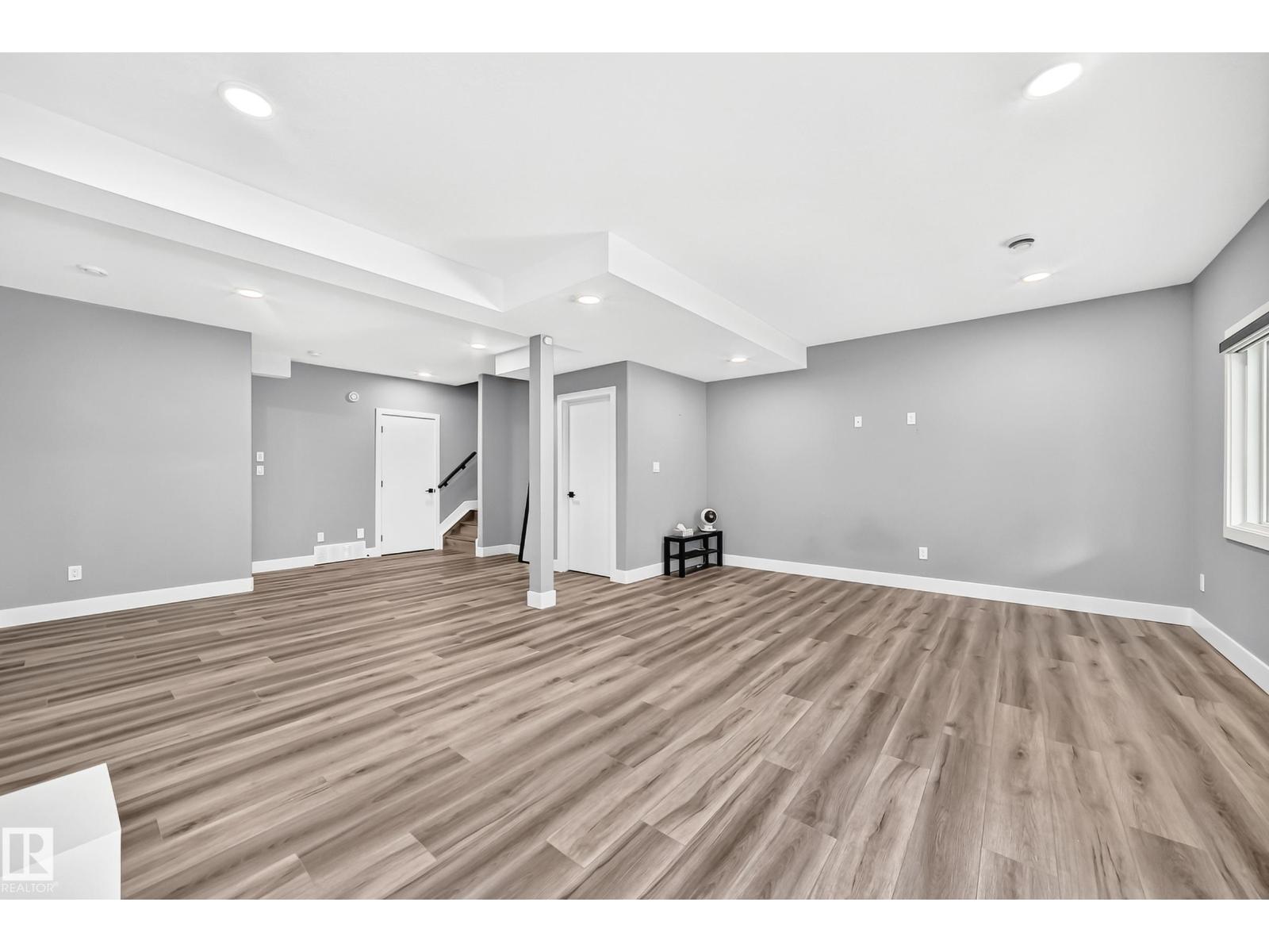 22270 99A AV NW - 57