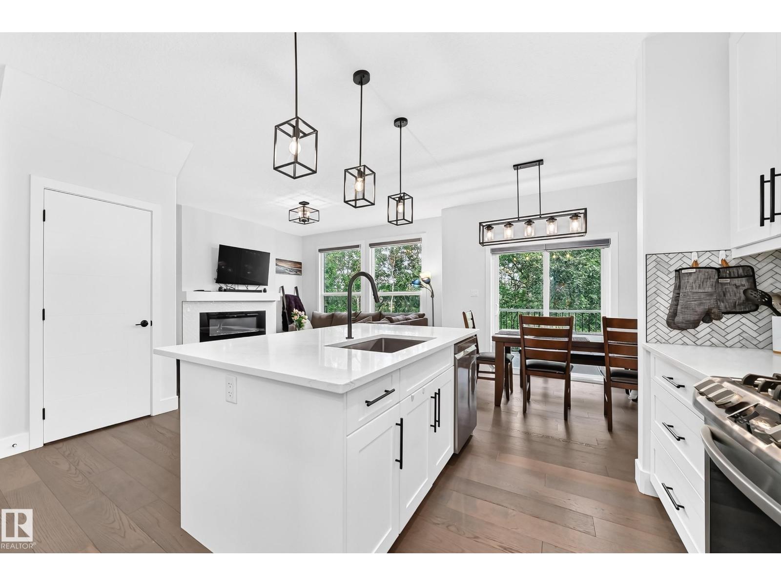 22270 99A AV NW - 13