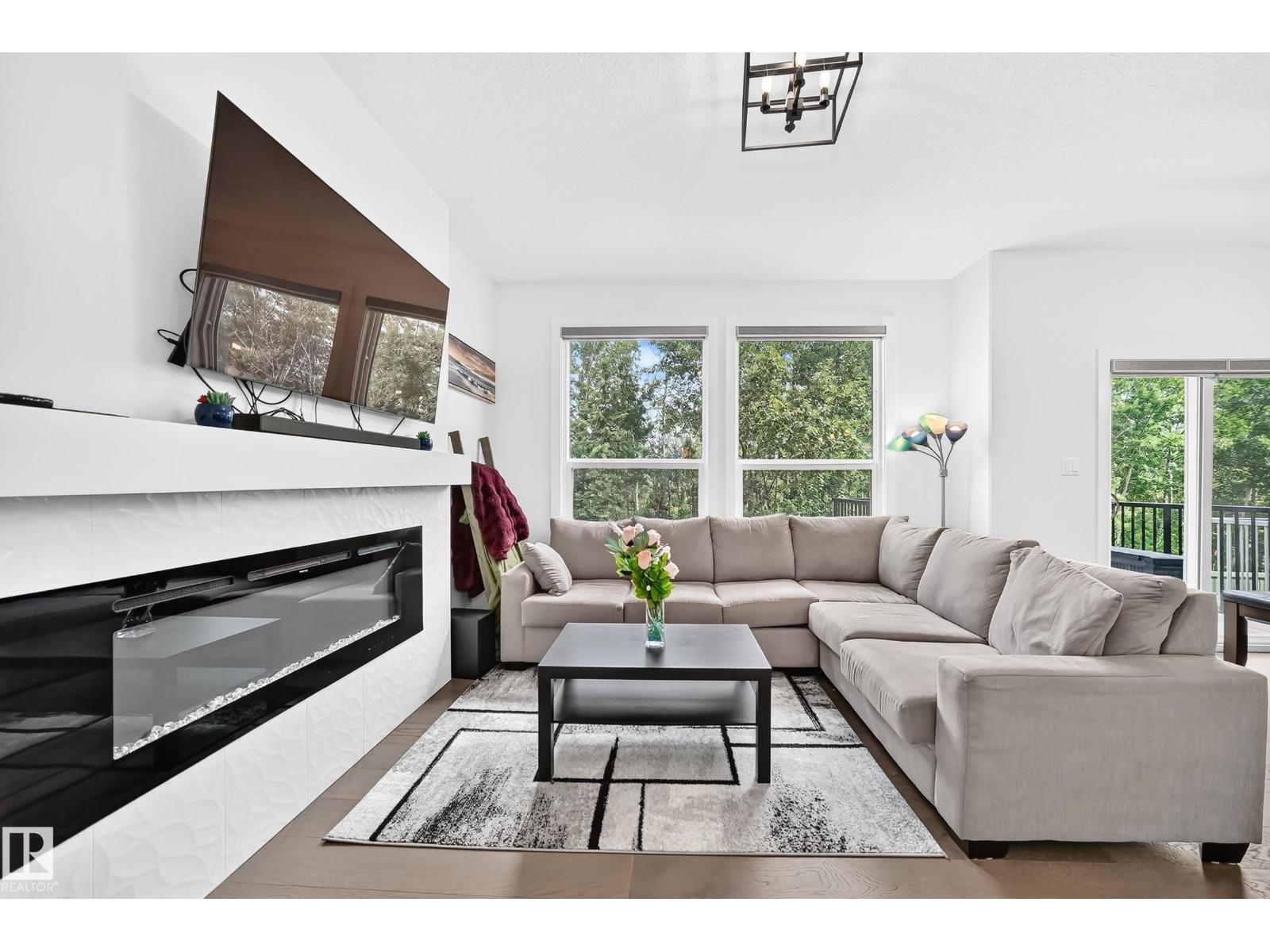 22270 99A AV NW - 3