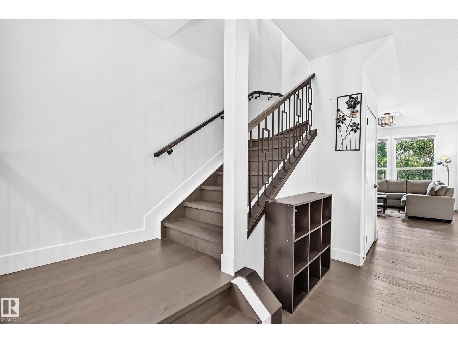 22270 99A AV NW - 25