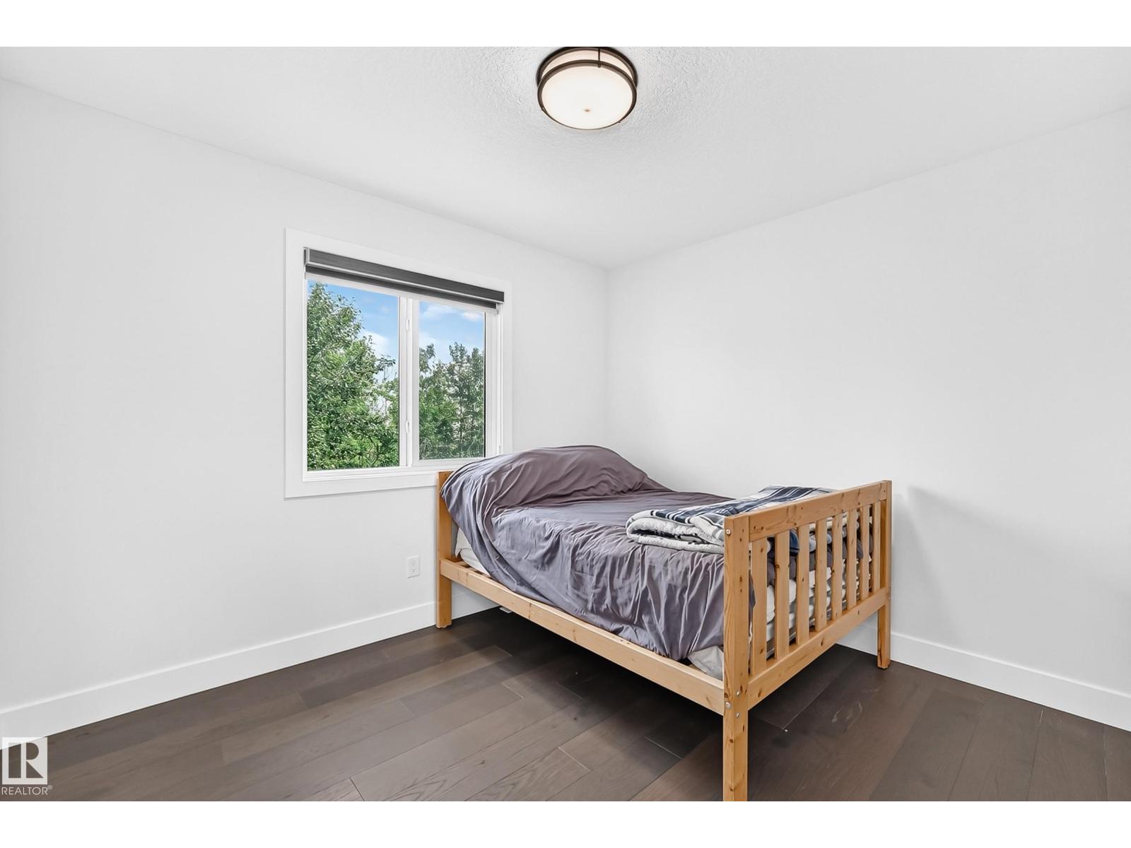 22270 99A AV NW - 41