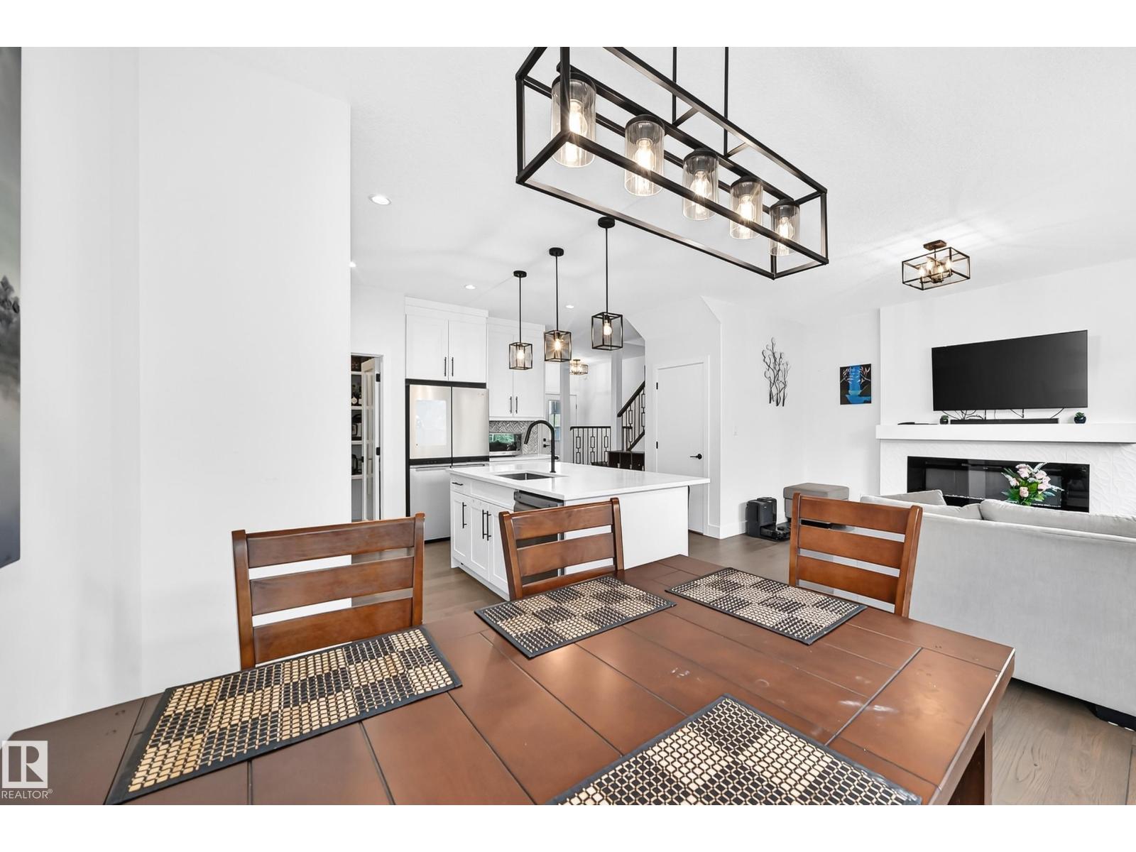 22270 99A AV NW - 17