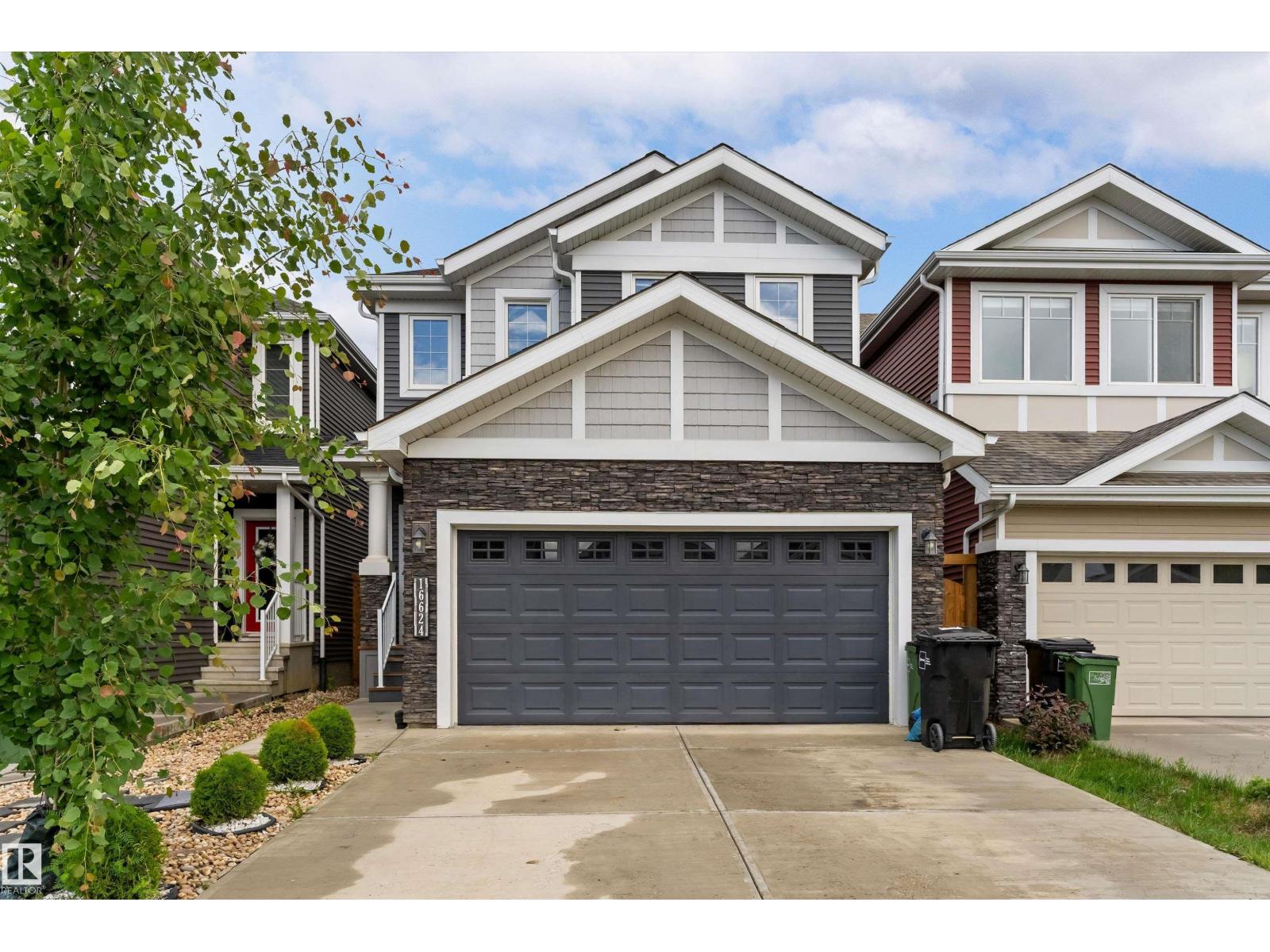 16624 32 AV SW - 1