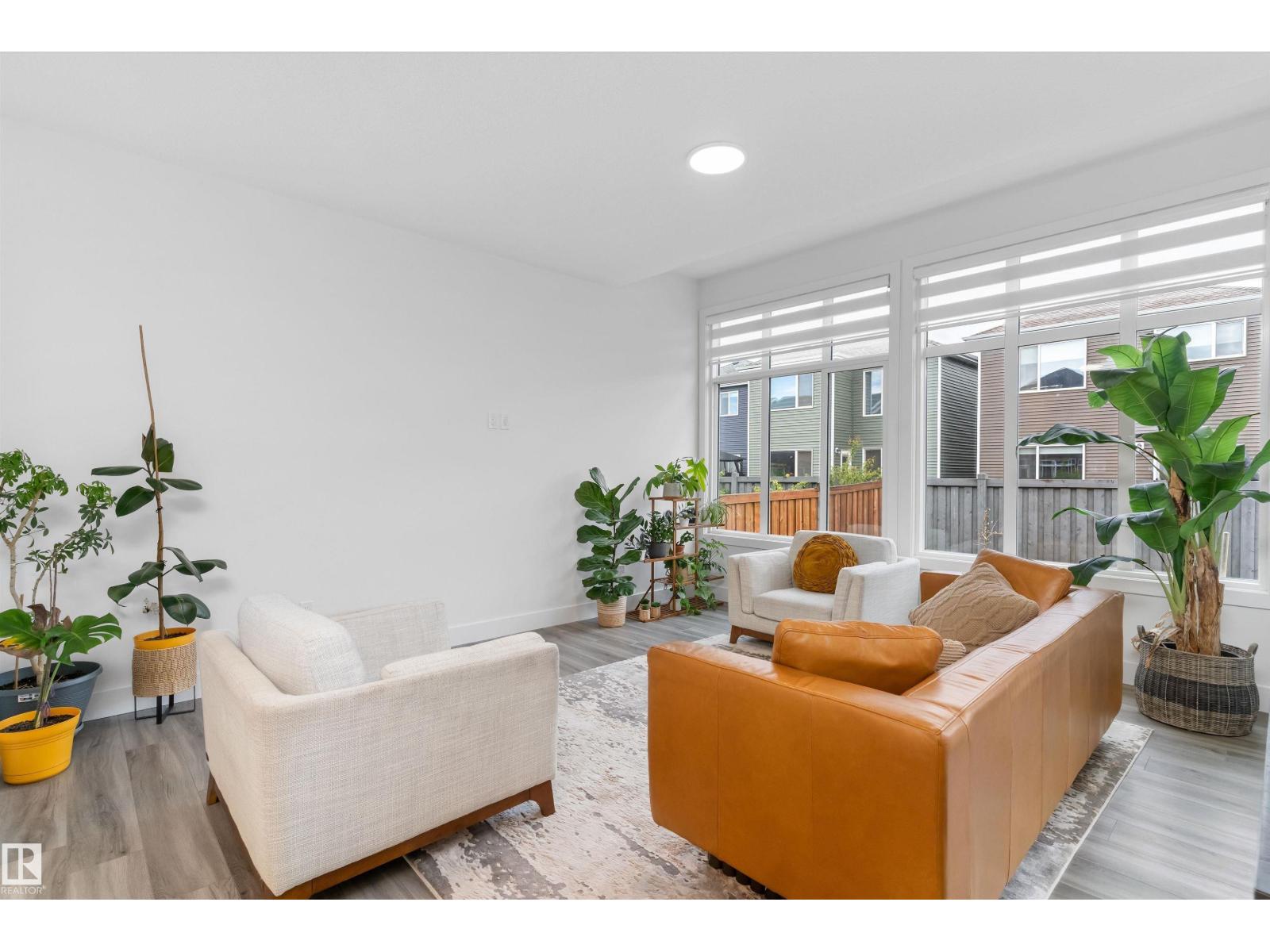 16624 32 AV SW - 15