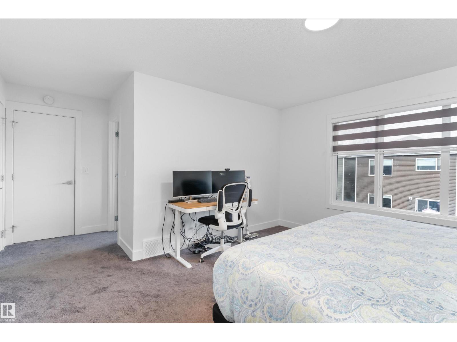 16624 32 AV SW - 24
