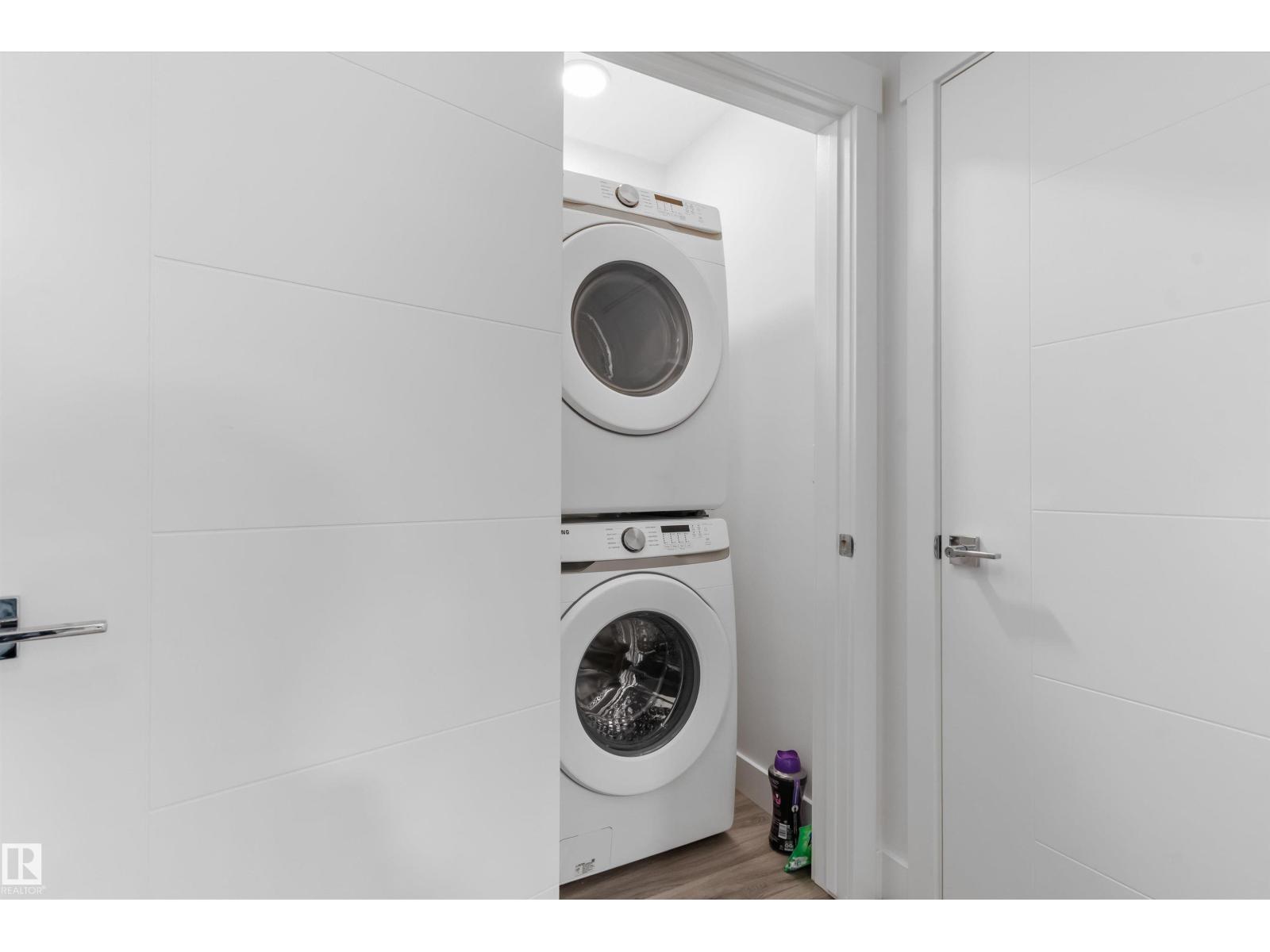 16624 32 AV SW - 40