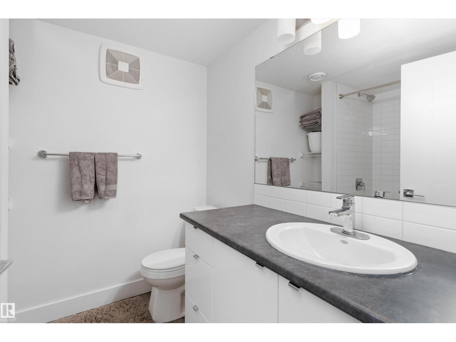 16624 32 AV SW - 41