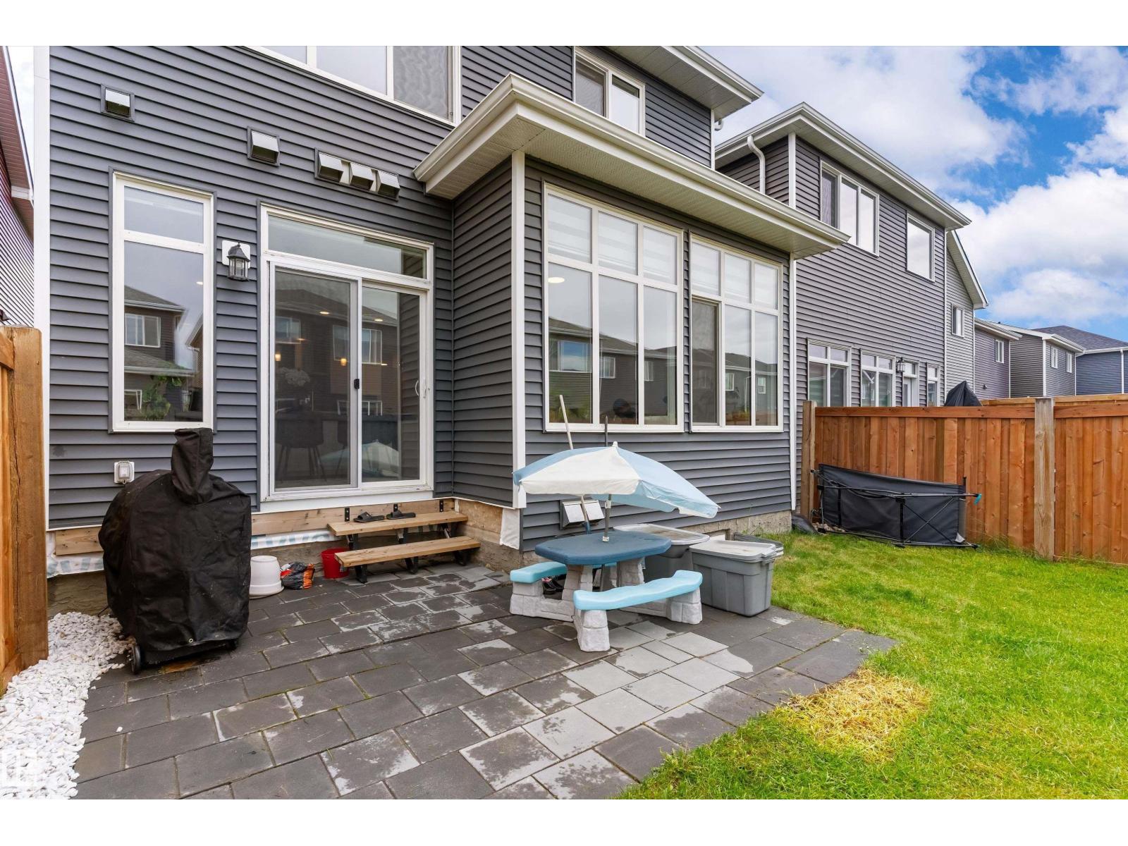 16624 32 AV SW - 50