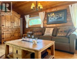 Cabin 4 Hatheume Lake Road, Peachland, BC V1V1V1 Photo 11
