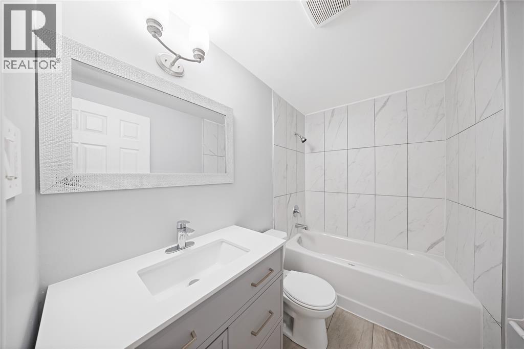 183 BEDFORD CRESCENT - 18