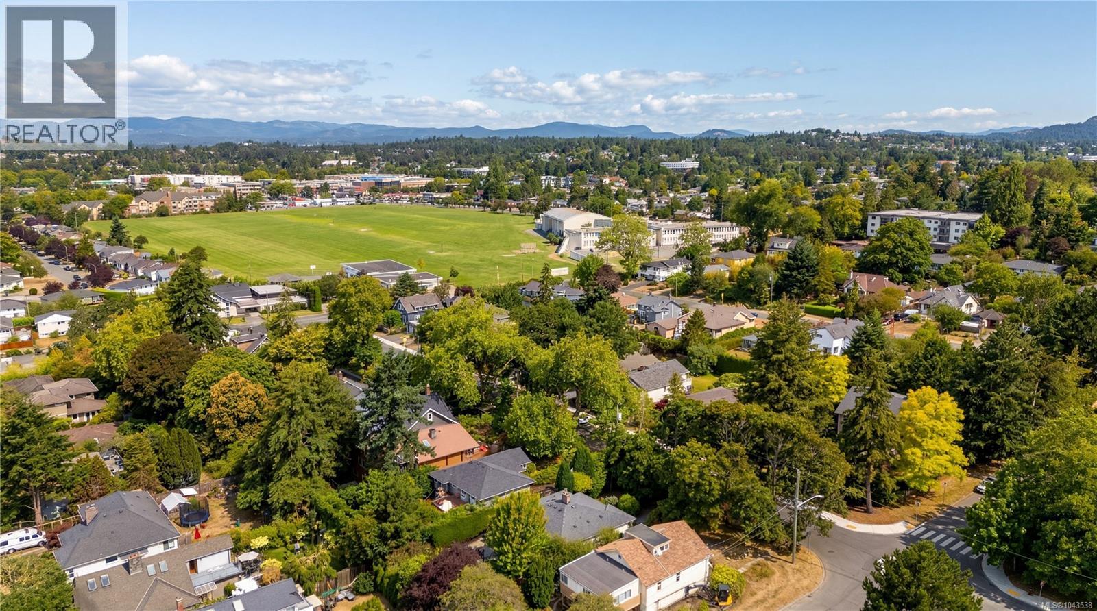  1893 Forrester Street, Saanich