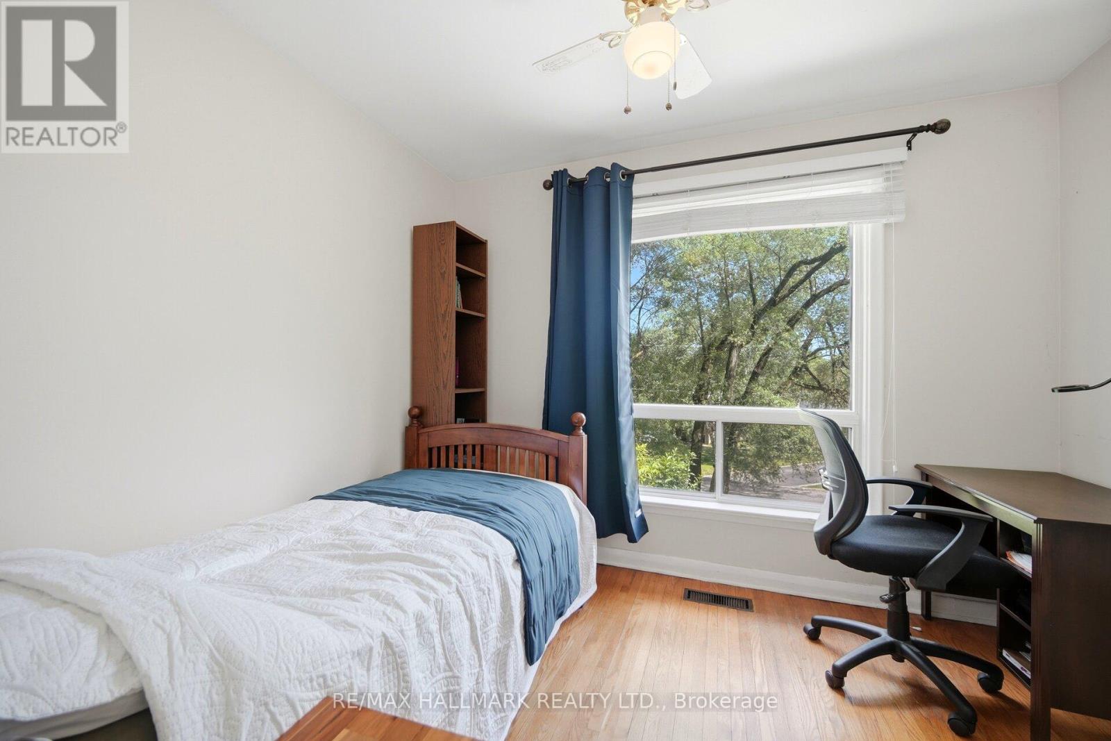 42 CATALINA DRIVE - 19