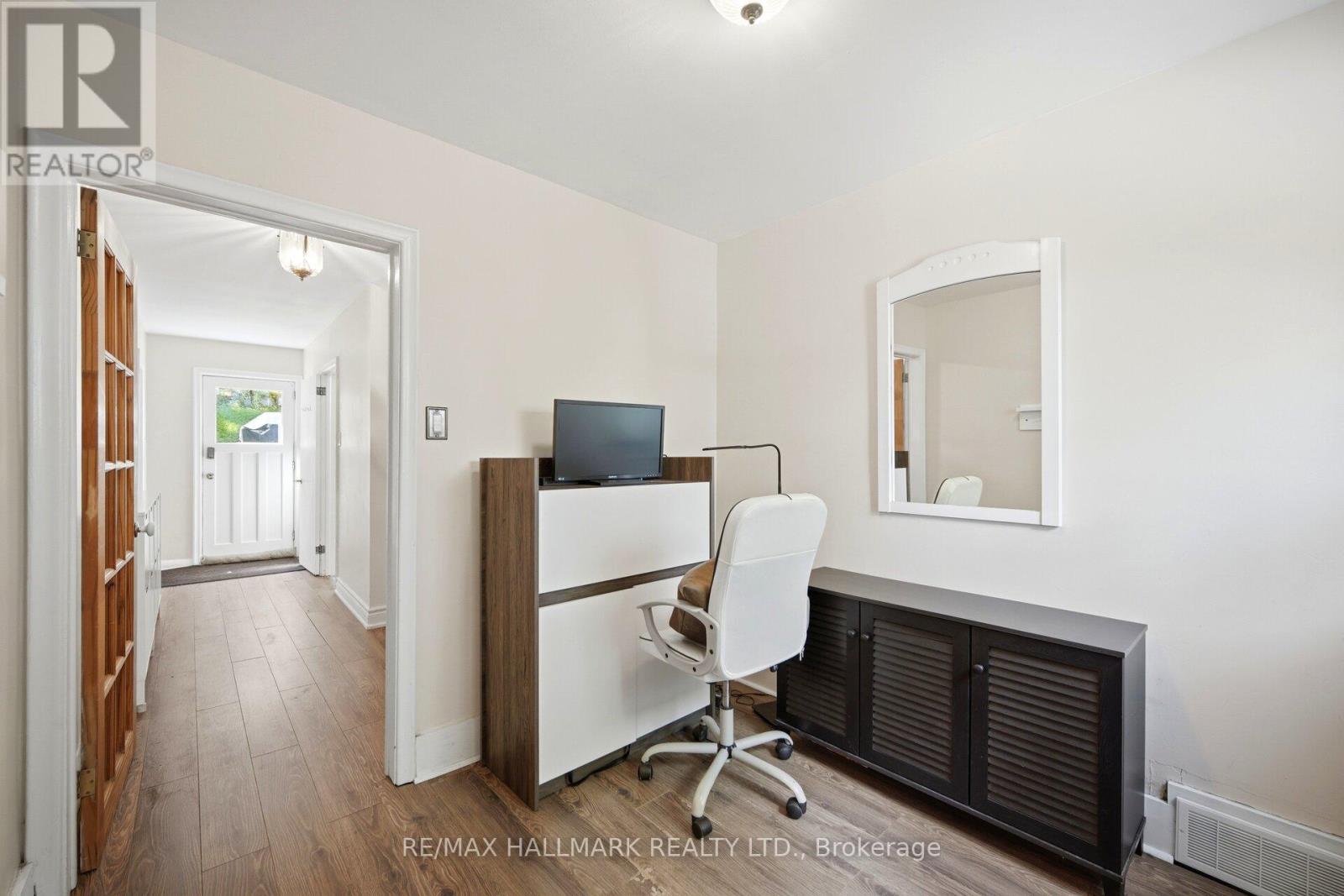42 CATALINA DRIVE - 28