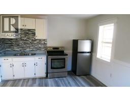 220 Armstrong Street, Carmangay, AB T0L0N0 Photo 9