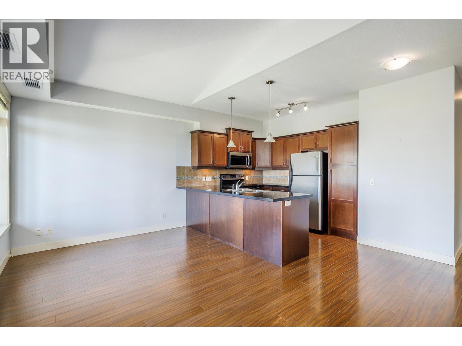#406 3533 Carrington Road - 6