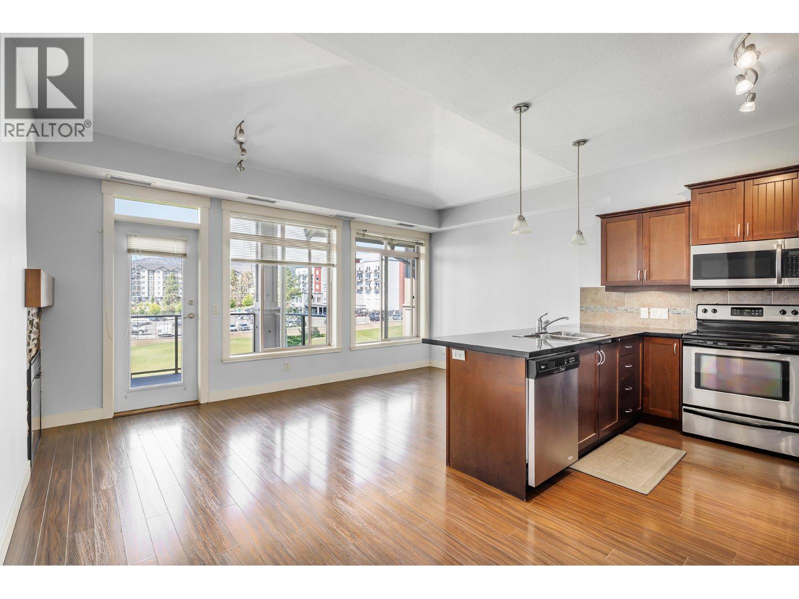 #406 3533 Carrington Road - 2