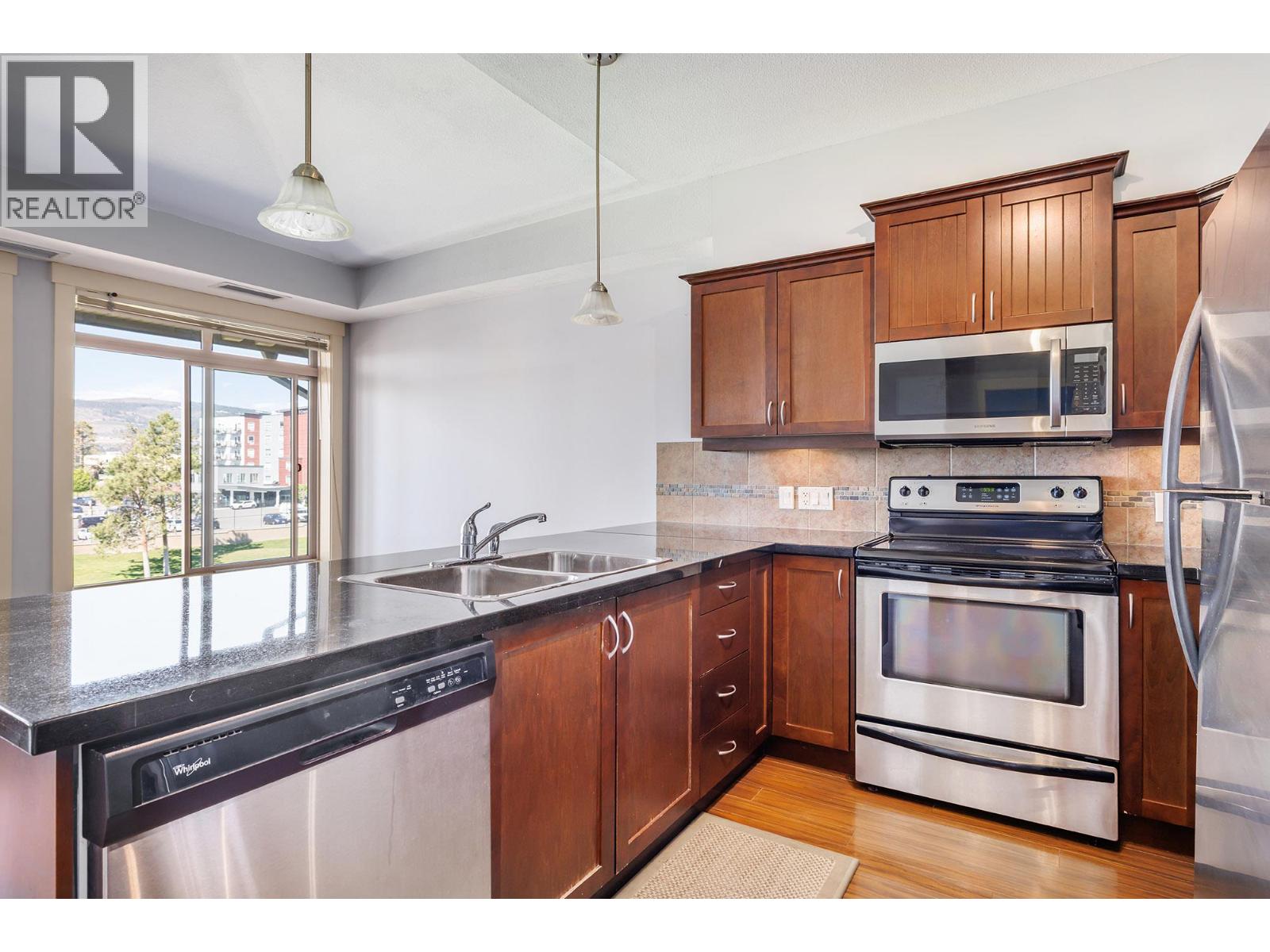 #406 3533 Carrington Road - 9