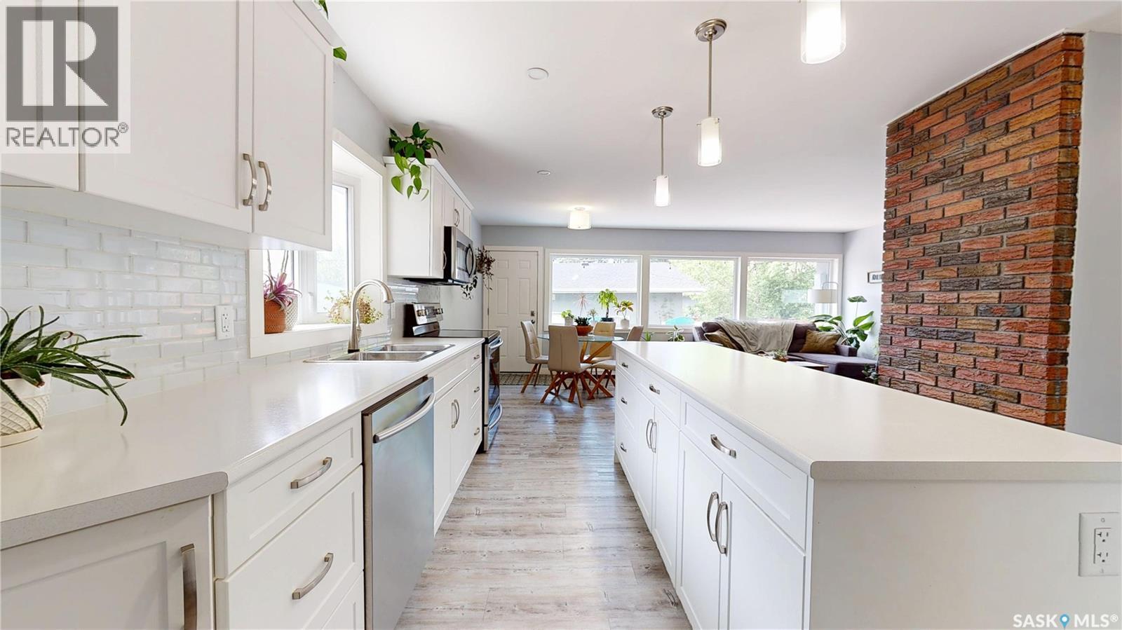 3231 HILL AVENUE - 11